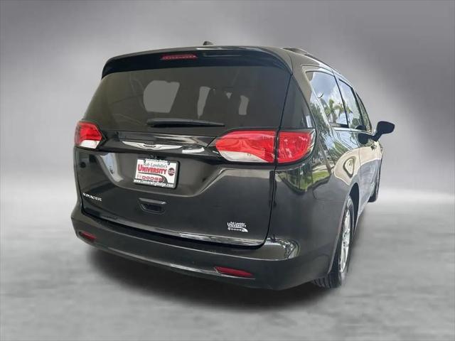 2021 Chrysler Voyager LXI