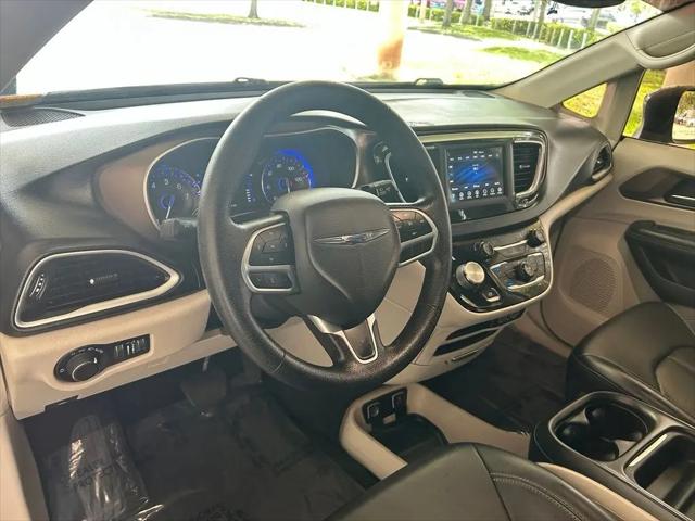 2021 Chrysler Voyager LXI