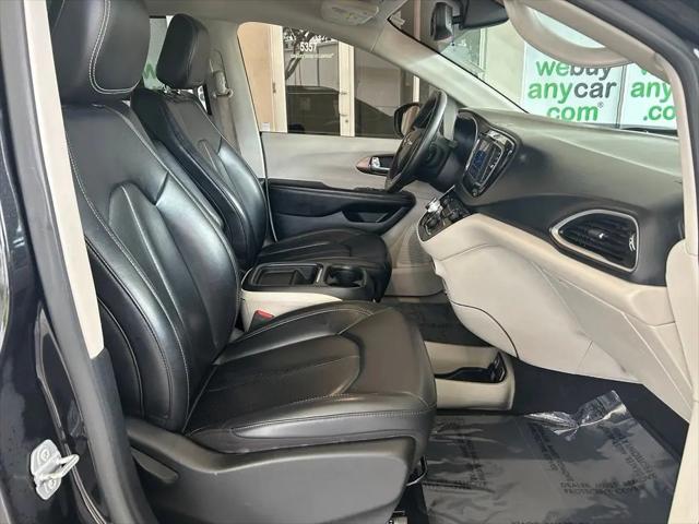 2021 Chrysler Voyager LXI