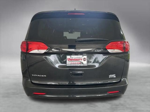 2021 Chrysler Voyager LXI