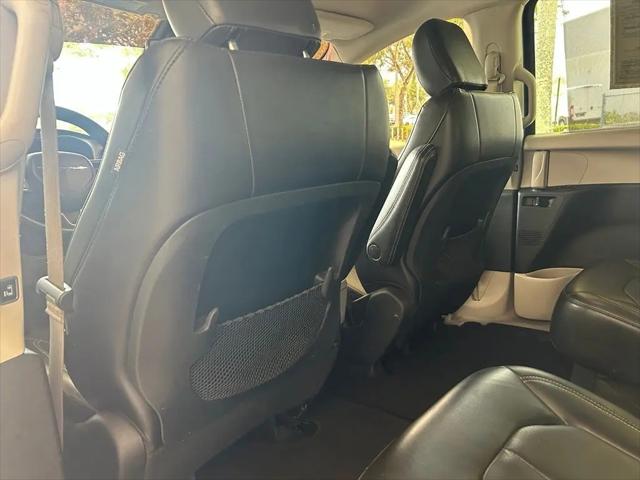 2021 Chrysler Voyager LXI
