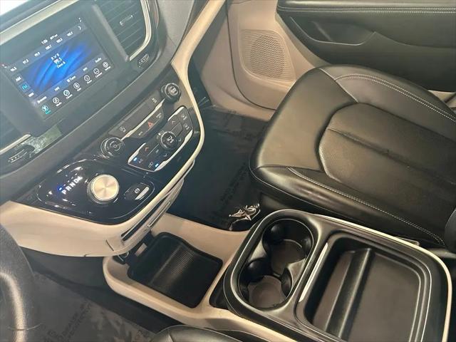 2021 Chrysler Voyager LXI