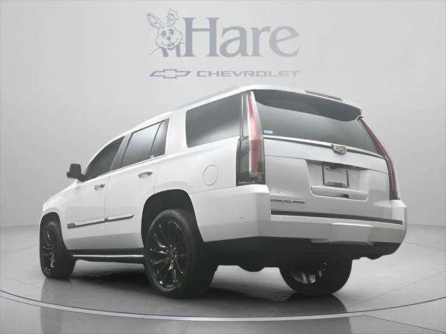 2019 Cadillac Escalade Luxury