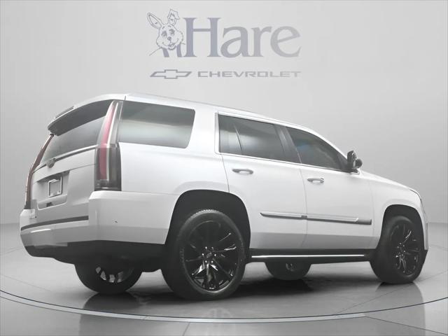 2019 Cadillac Escalade Luxury