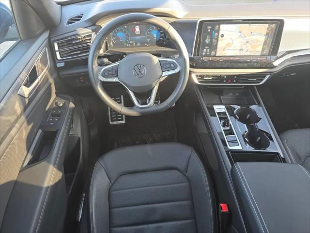 2024 Volkswagen Atlas Cross Sport 2.0T SEL R-Line