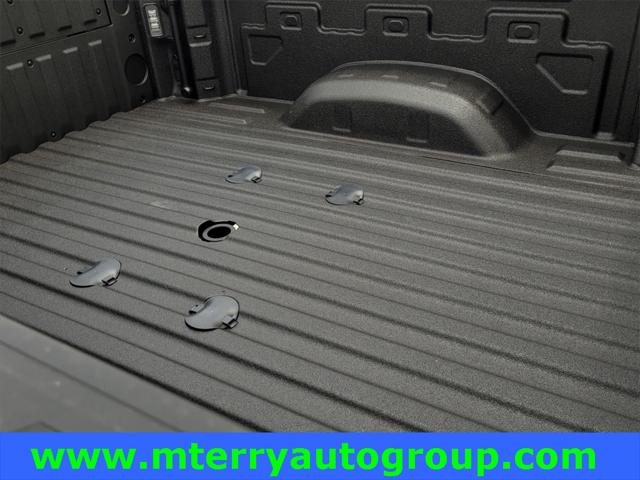2024 GMC Sierra 2500HD 4WD Crew Cab Standard Bed SLT