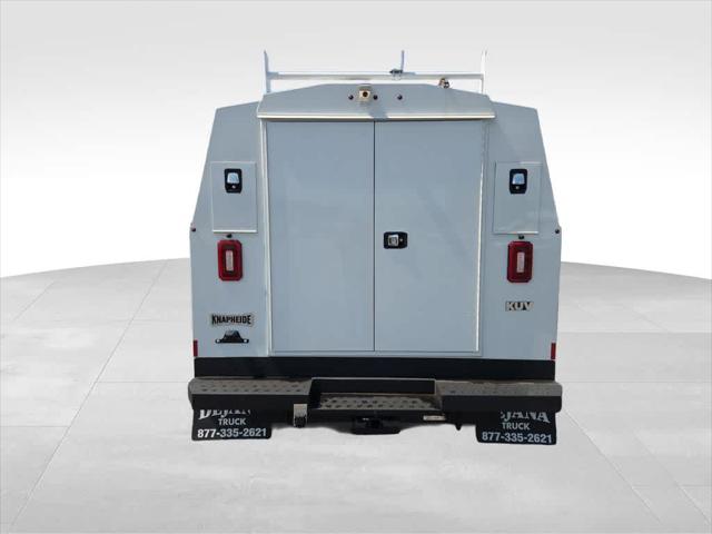 2024 Ford E-450 Cutaway Base