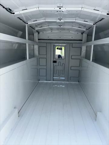 2024 Ford E-450 Cutaway Base