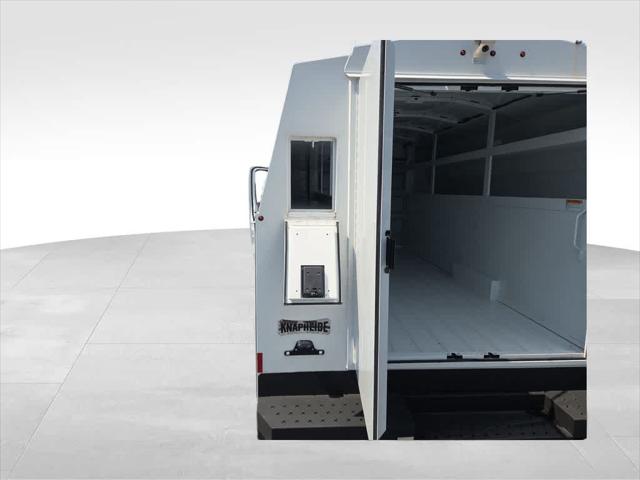 2024 Ford E-450 Cutaway Base