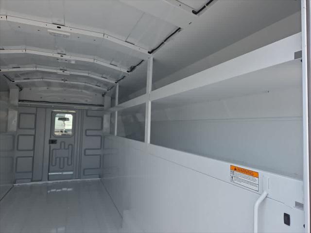 2024 Ford E-450 Cutaway Base