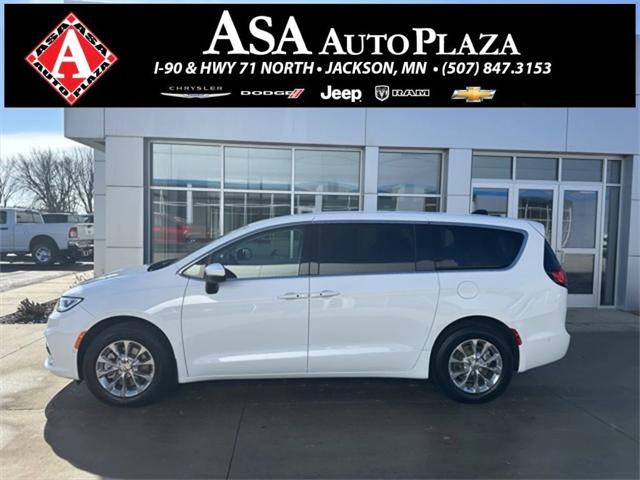 2023 Chrysler Pacifica Touring L AWD