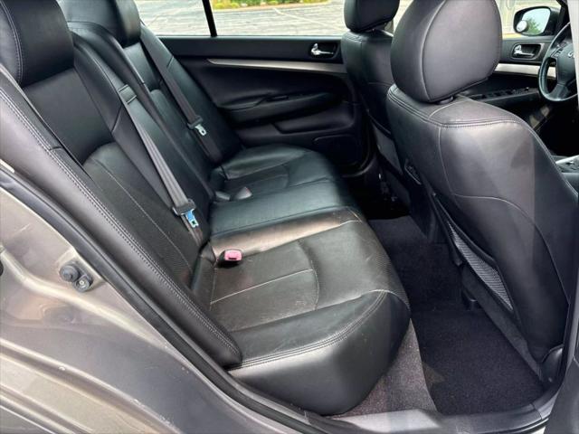 2011 INFINITI G37 G37x Limited Edition Sedan 4D
