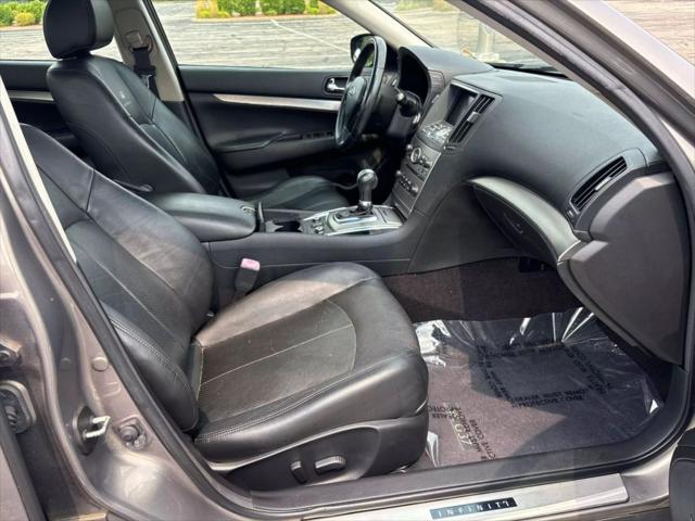 2011 INFINITI G37 G37x Limited Edition Sedan 4D