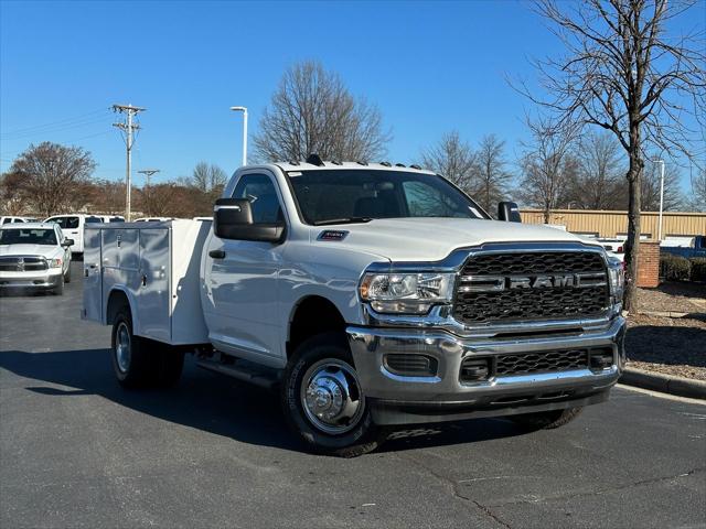 2024 RAM Ram 3500 Chassis Cab RAM 3500 TRADESMAN CHASSIS REGULAR CAB 4X4 60 CA
