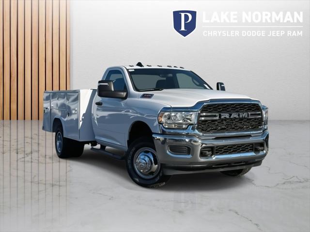 2024 RAM Ram 3500 Chassis Cab RAM 3500 TRADESMAN CHASSIS REGULAR CAB 4X4 60 CA