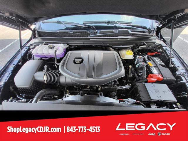 2025 Ram 1500 Laramie Crew Cab 4x4 64 Box