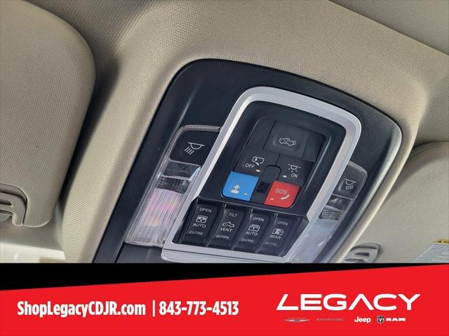 2025 Ram 1500 Laramie Crew Cab 4x4 64 Box