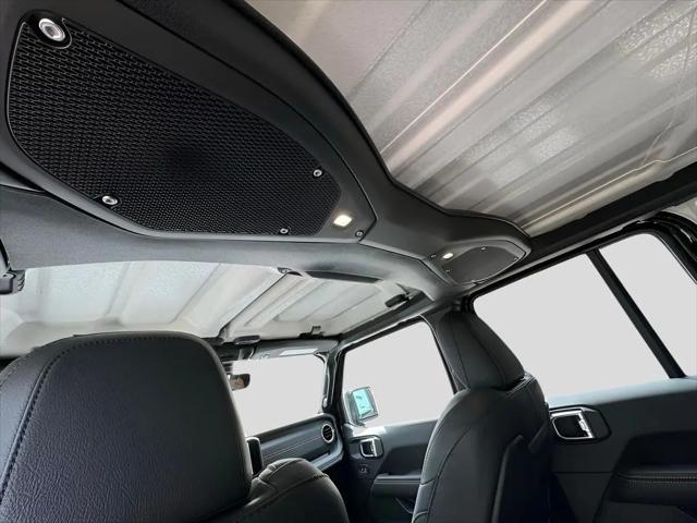2024 Jeep Wrangler 4-Door Sahara 4x4