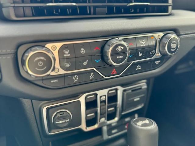 2024 Jeep Wrangler 4-Door Sahara 4x4
