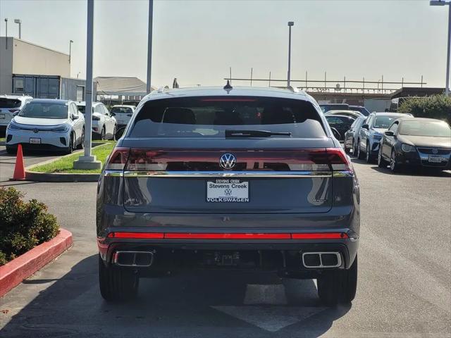 2024 Volkswagen Atlas Cross Sport 2.0T SEL R-Line