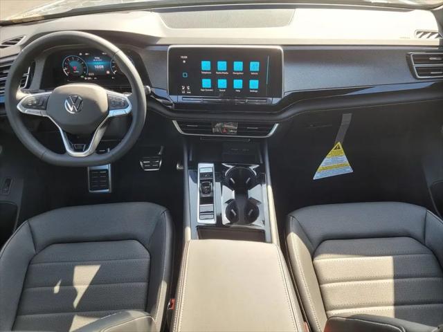 2024 Volkswagen Atlas Cross Sport 2.0T SEL R-Line
