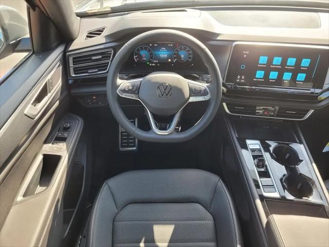 2024 Volkswagen Atlas Cross Sport 2.0T SEL R-Line