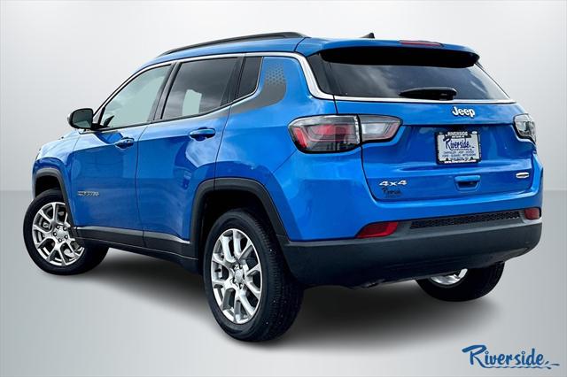 2024 Jeep Compass COMPASS LATITUDE LUX 4X4