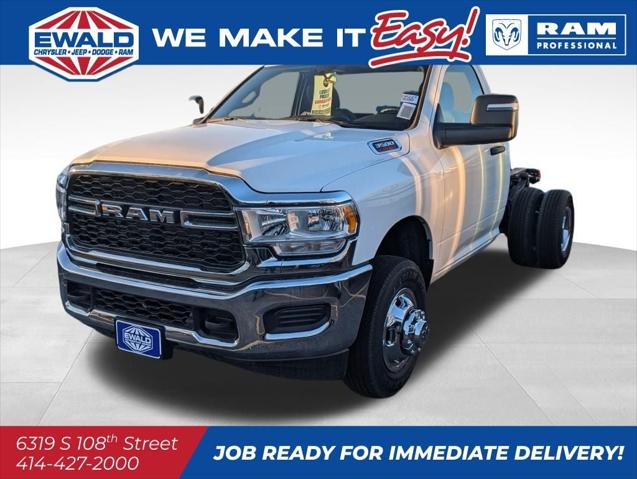 2024 RAM Ram 3500 Chassis Cab RAM 3500 TRADESMAN CHASSIS REGULAR CAB 4X4 60 CA 2024 RAM Ram 3500 Chassis Cab RAM 3500 TRADESMAN CHASSIS REGULAR CAB 4X4 60 CA