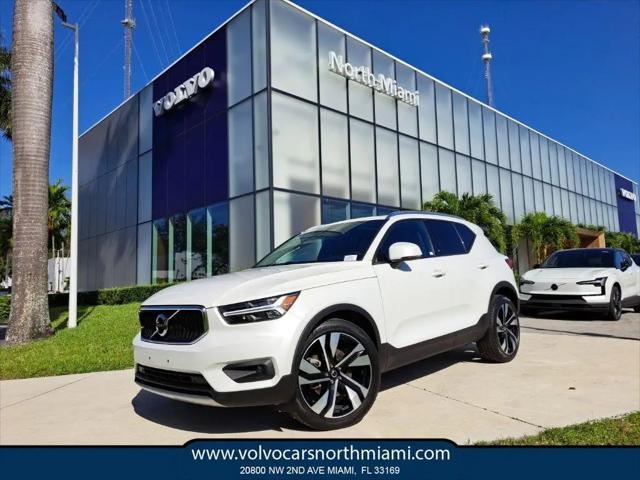 2021 Volvo XC40 T5 Momentum for sale in Miami, FL