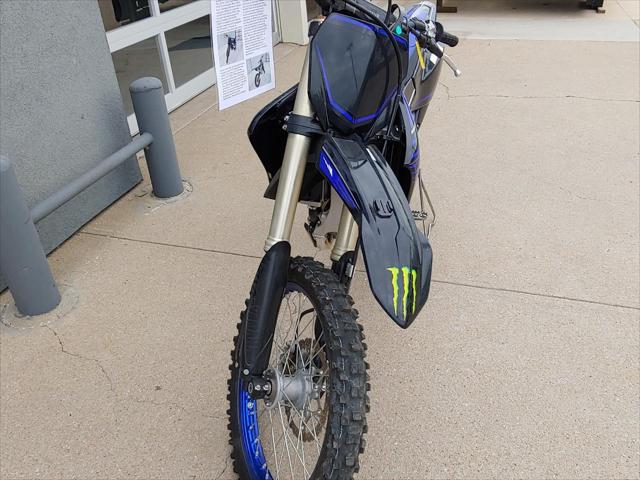 2023 Yamaha Yz250fs Base