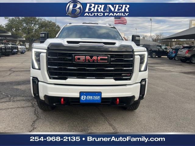 2024 GMC Sierra 2500HD 4WD Crew Cab Standard Bed AT4