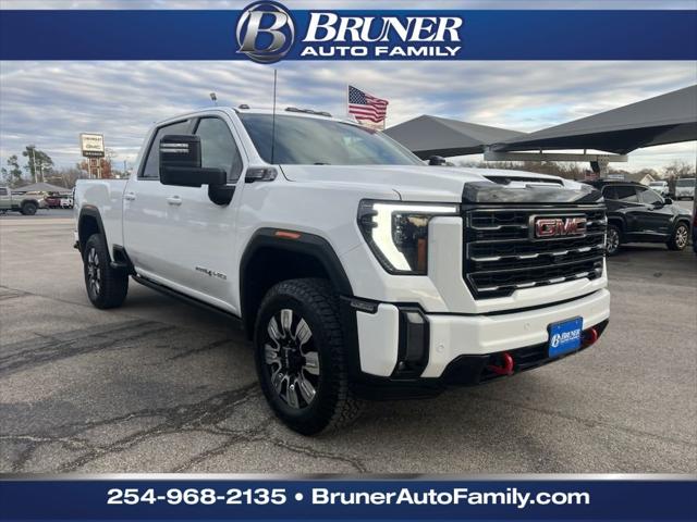 2024 GMC Sierra 2500HD 4WD Crew Cab Standard Bed AT4