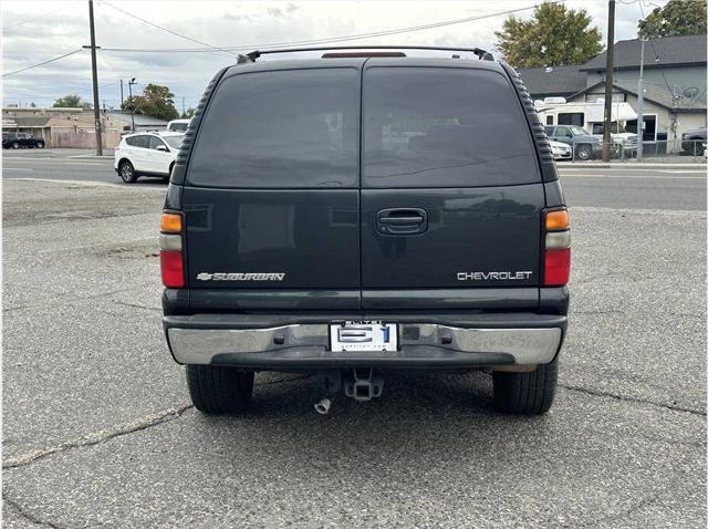 2004 Chevrolet Suburban LT