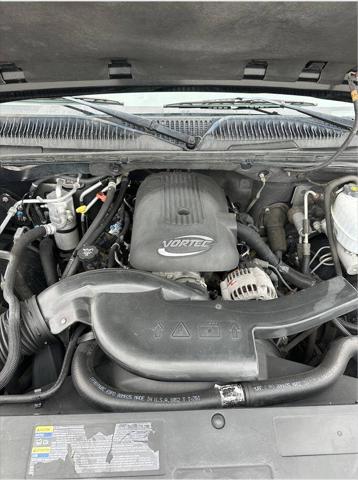 2004 Chevrolet Suburban LT