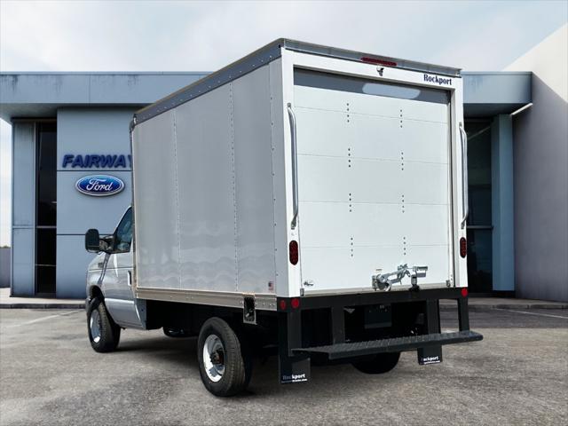 2025 Ford E-350 Cutaway Base