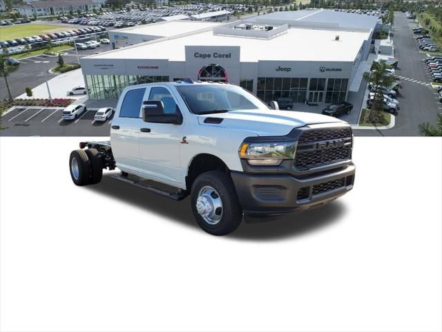 2024 RAM Ram 3500 Chassis Cab RAM 3500 TRADESMAN CREW CAB CHASSIS 4X4 60 CA