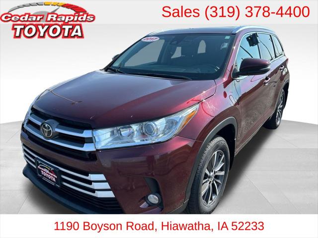 2017 Toyota Highlander XLE for sale in Hiawatha, IA