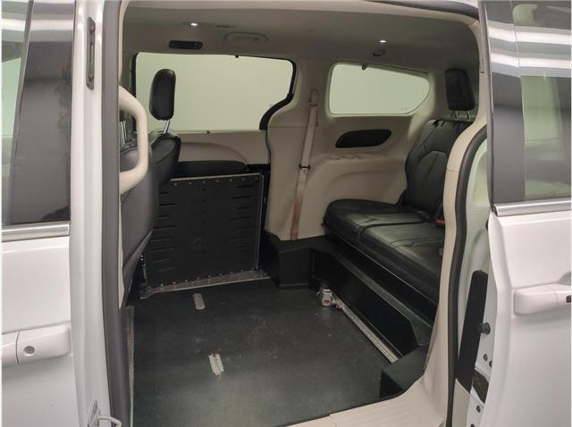 2020 Chrysler Voyager LXI