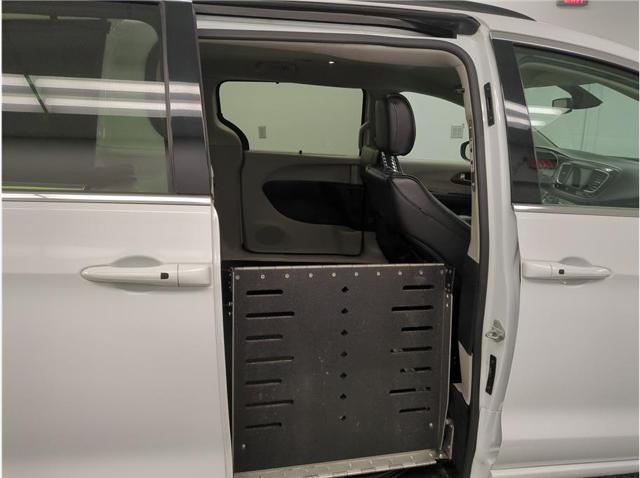 2020 Chrysler Voyager LXI