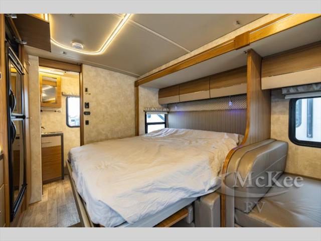 2019 Mercedes-Benz Sprinter 3500 High Roof V6