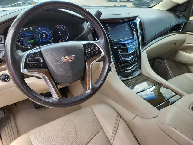 2018 Cadillac Escalade Luxury