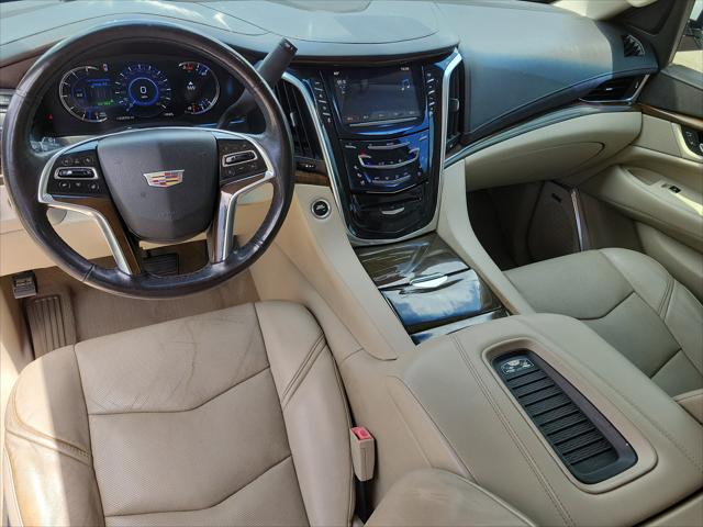 2018 Cadillac Escalade Luxury