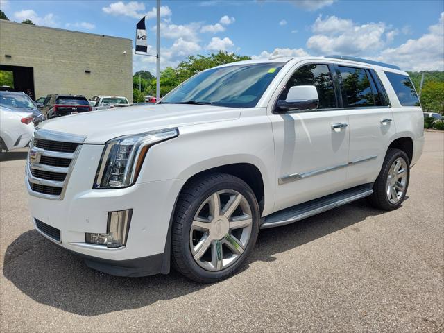 2018 Cadillac Escalade Luxury