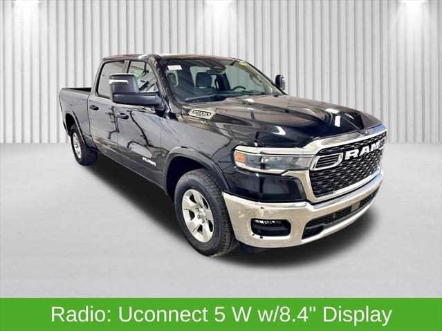 2025 RAM Ram 1500 RAM 1500 BIG HORN CREW CAB 4X4 64 BOX