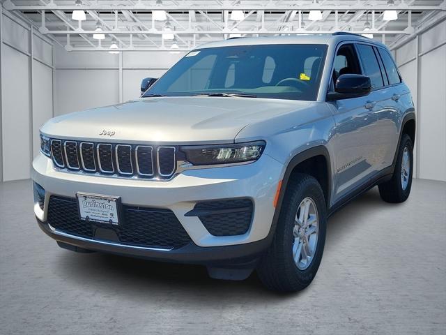 2024 Jeep Grand Cherokee GRAND CHEROKEE LAREDO 4X4