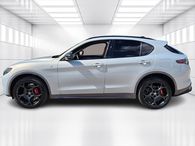 2024 Alfa Romeo Stelvio STELVIO Ti AWD