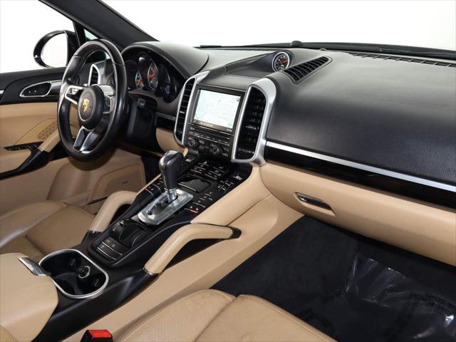 2016 Porsche Cayenne AWD 4dr