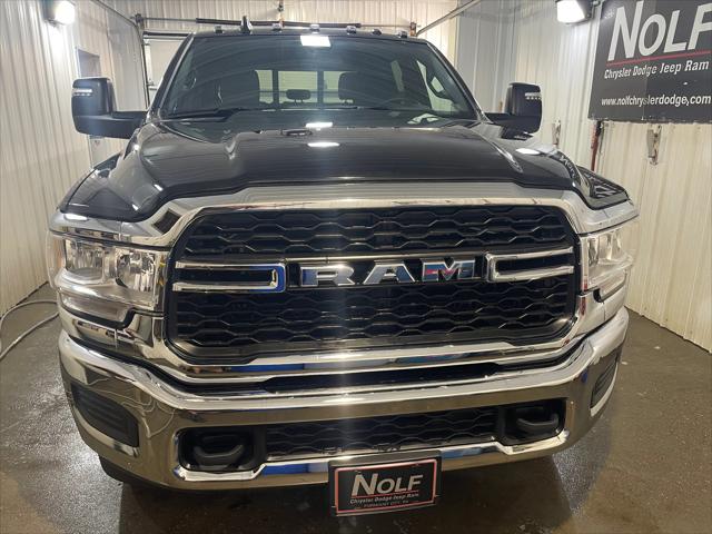 2024 RAM Ram 2500 RAM 2500 TRADESMAN CREW CAB 4X4 64 BOX