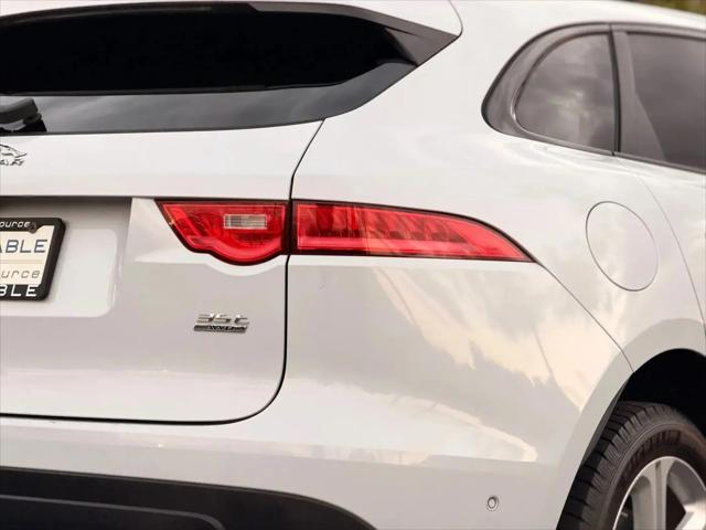 2017 Jaguar F-PACE 35t R-Sport