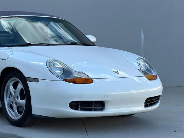 2000 Porsche Boxster Standard
